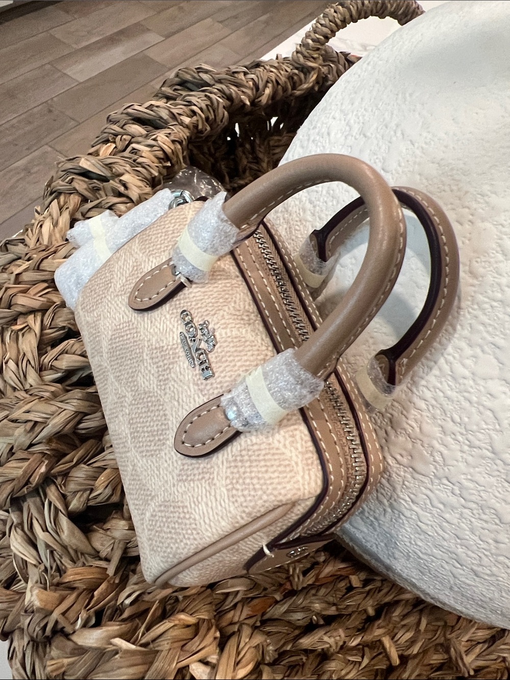 COACH. Mini Rowan Bag Charm.. - Picture 10 of 13